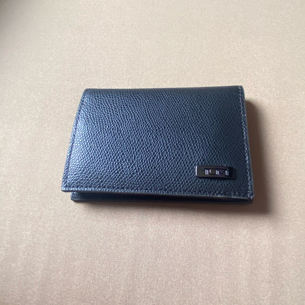 TUMI WALLET